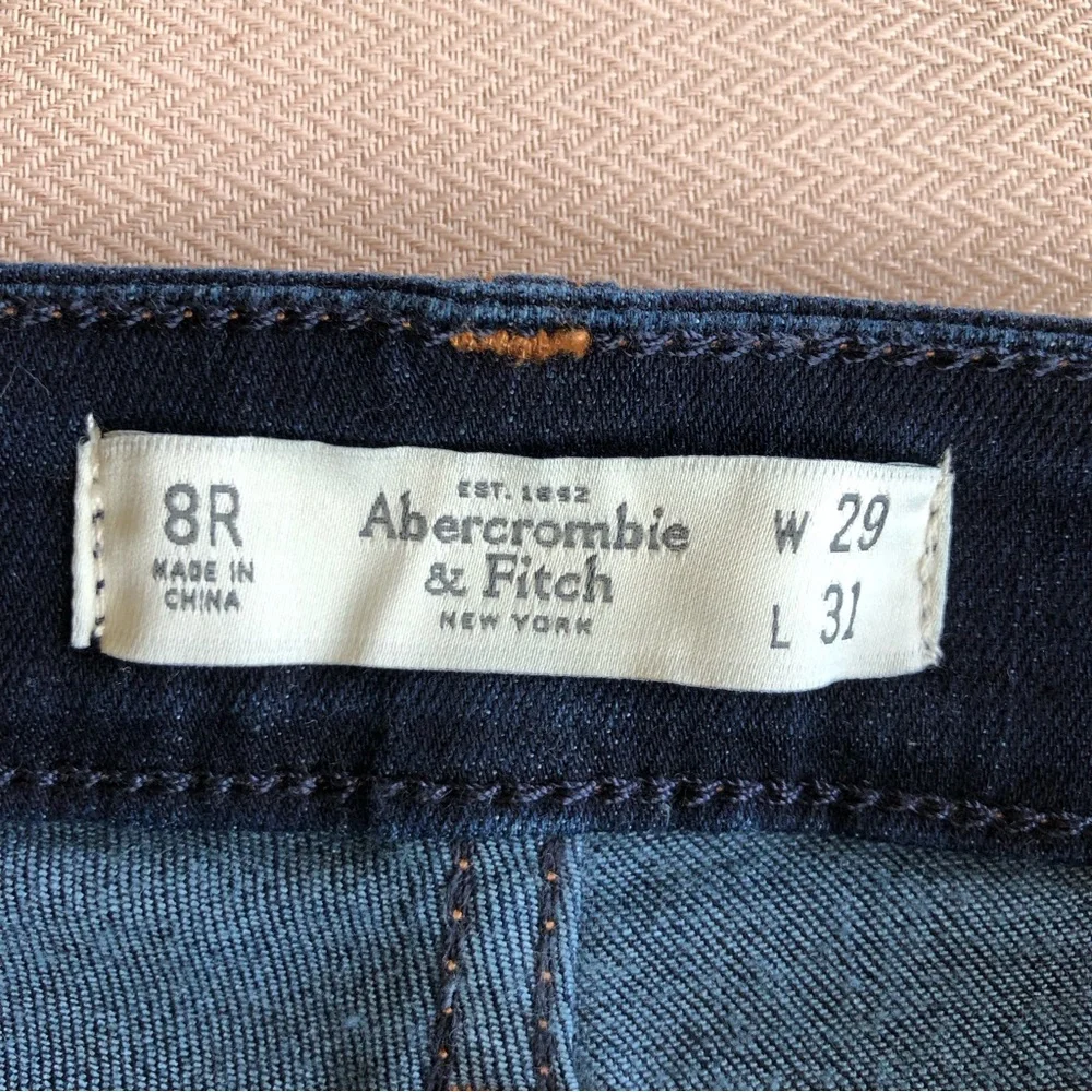 Abercrombie & Fitch Women’s High Waisted Dark Wash Slim Jeans W29 L31_9